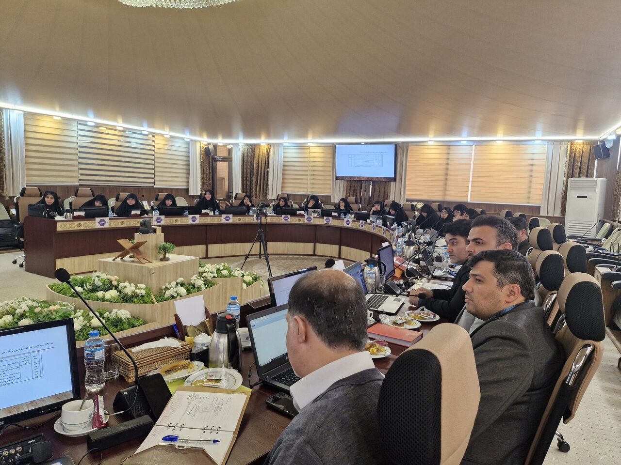 برگزاری دوره آموزشی و گردهمایی هیأت امنای امور مالی مدیریت‌های استانی حوزه‌های علمیه خواهران