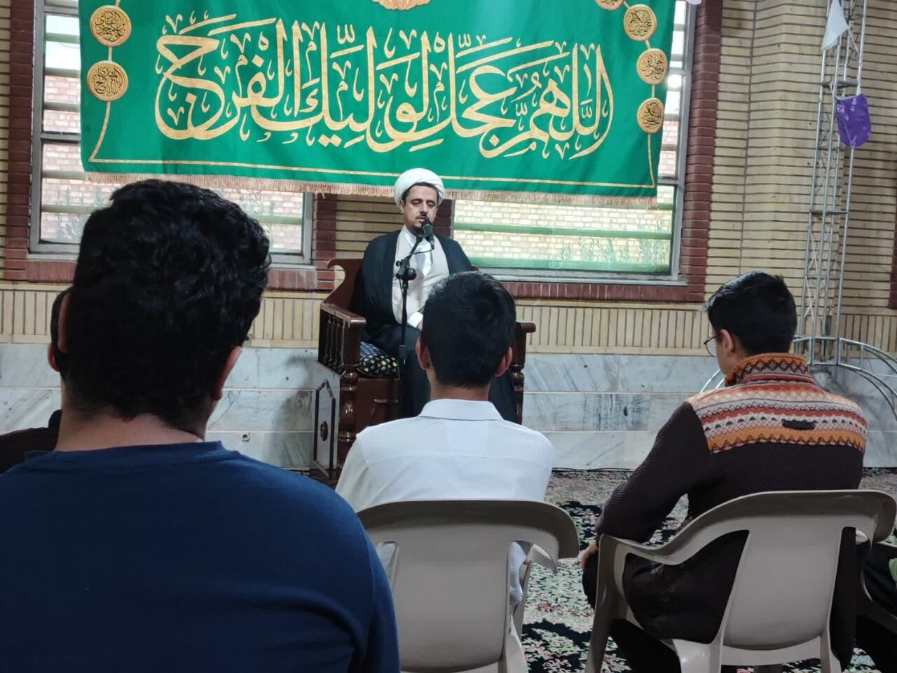 استاد یزدان‌پناه در درس اخلاق، با تبیین سنت‌های الهی در تاریخ انبیا و اولیای الهی، بر لزوم ولایت‌مداری و بهره‌گیری از معارف ماه مبارک شعبان تأکید کرد.