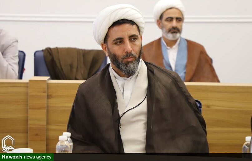 امنیت کشور مرهون فداکاری شهیدان است