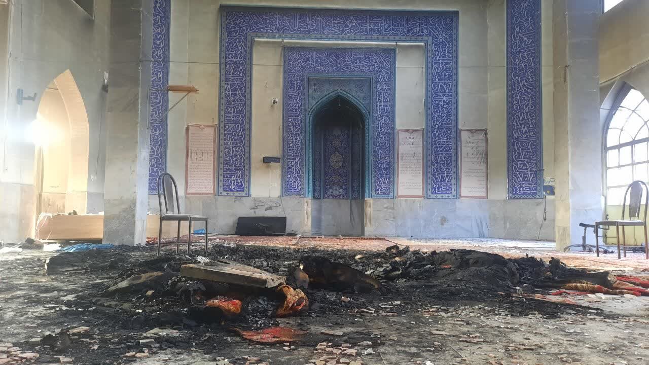 فیلم/ ابعاد تازه از حمله اغتشاشگران به حوزه علمیه فرخشهر