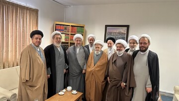 تصاویر / سفر نماینده ولی فقیه در استان آذربایجان شرقی به شهر قم