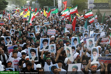 هرگونه تعرض به جایگاه ولایت فقیه با واکنش قاطع ملت ایران مواجه می‌شود/ پیوند ملت ایران با رهبر معظم انقلاب ناگسستنی است