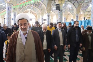 تصاویر/ اقامه نمازجمعه شهر ماهان