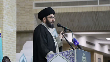 ملت ایران با پیروی از مکتب عاشورا در برابر سلطه‌طلبی مقاوم است