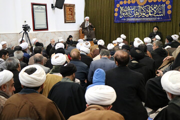 تصاویر / جشن میلاد امام حسین علیه السلام در بیت آیت الله العظمی نوری همدانی