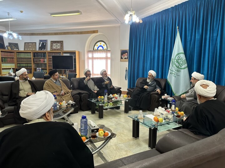 تصاویر / سفر نماینده ولی فقیه در استان آذربایجان شرقی به شهر قم