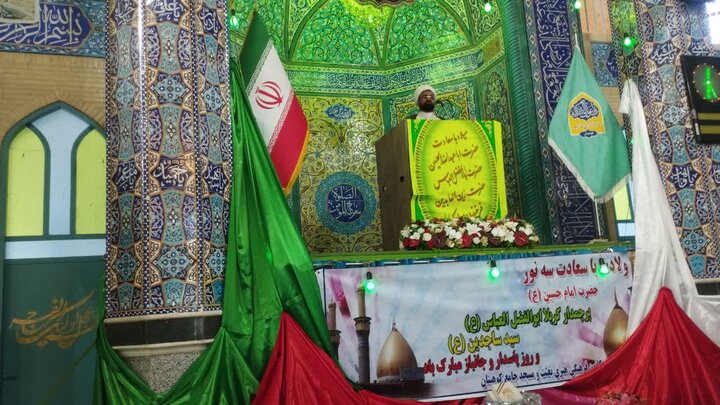 اقامه نمازجمعه کوهبنان