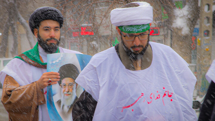 تصاویر/راهپیمایی طلاب و روحانیون همدان در دفاع از قرآن و ولایت