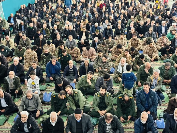 تصاویر/اقامه نماز عبادی سیاسی جمعه در ساوه