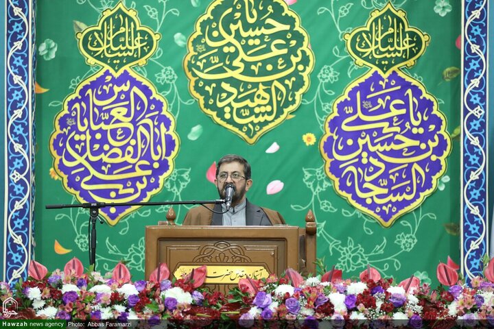 Une grande célébration a été organisée pour marquer l'anniversaire de l'Imam Hussein (AS), le troisième Imam des Chiites et un symbole de résistance et de sacrifice, au sanctuaire lumineux de Hazrat Fatima Masoumeh (SA) dans la ville sainte de Qom.