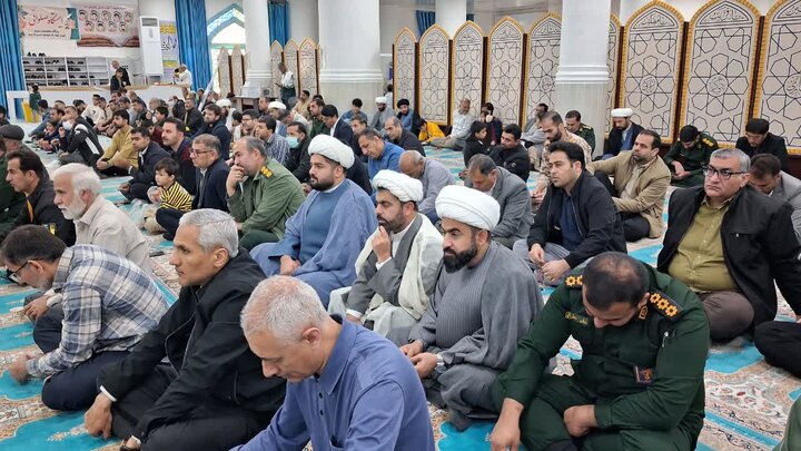 نمازجمعه شهر جم به روایت تصاویر