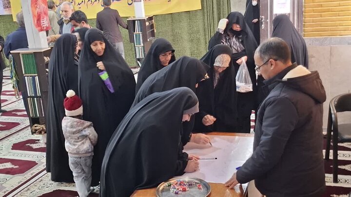 تصاویر/اعلام انزجار نمازگزاران بدره از اغتشاشگران