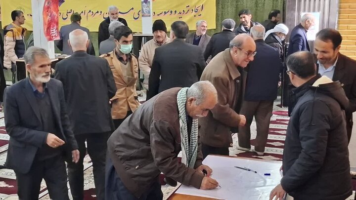 تصاویر/اعلام انزجار نمازگزاران بدره از اغتشاشگران