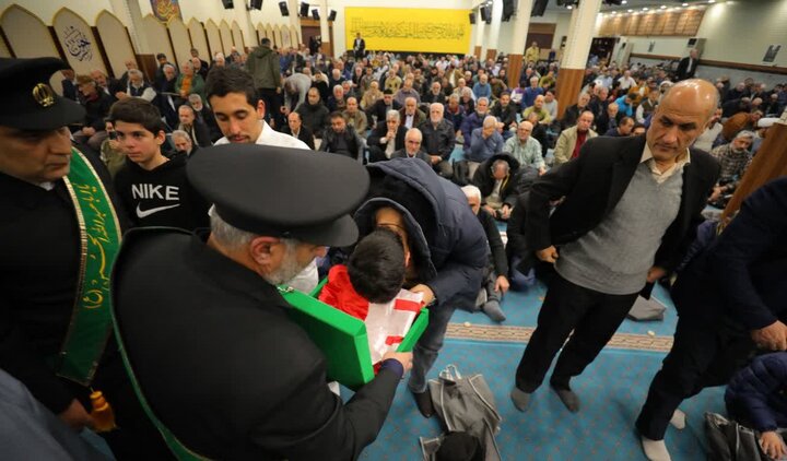 تصاویر/ نماز جمعه ساوجبلاغ