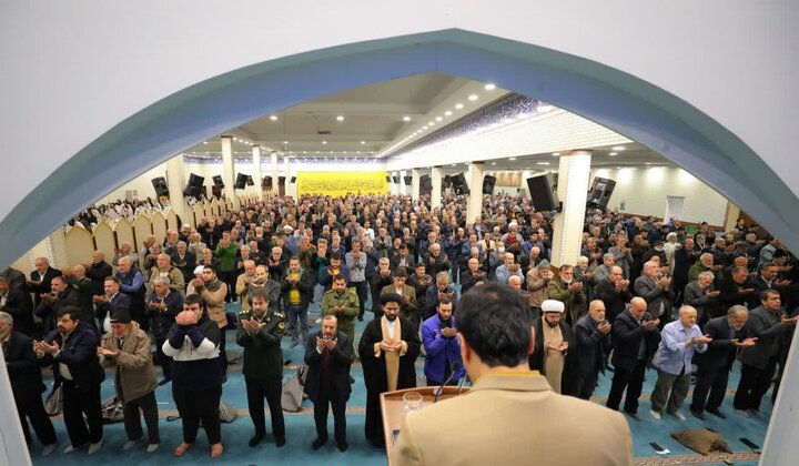 تصاویر/ نماز جمعه ساوجبلاغ