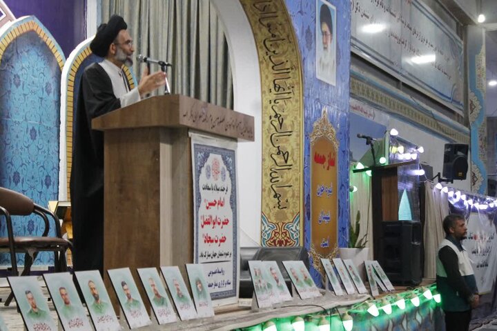 تصاویر/ نمازعبادی سیاسی جمعه کاشان