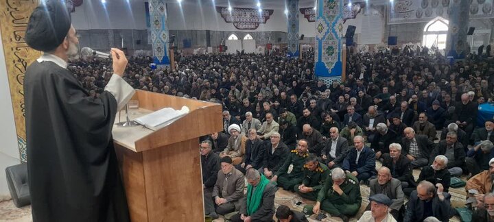 تصاویر/ نمازعبادی سیاسی جمعه کاشان