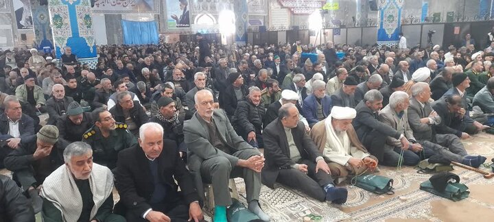 تصاویر/ نمازعبادی سیاسی جمعه کاشان