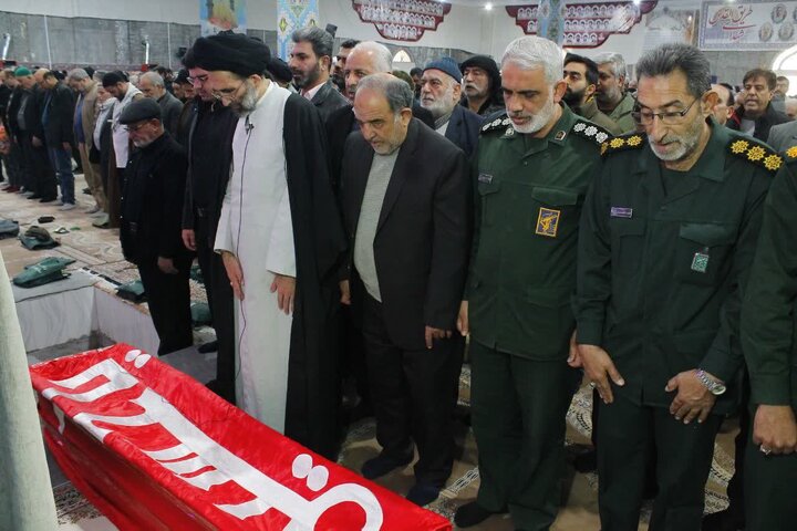 تصاویر/ نمازعبادی سیاسی جمعه کاشان