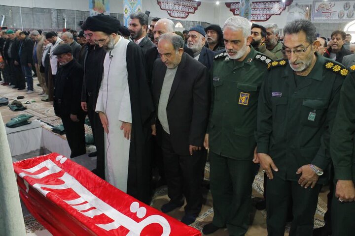 تصاویر/ نمازعبادی سیاسی جمعه کاشان