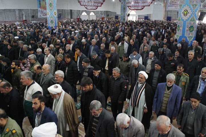 تصاویر/ نمازعبادی سیاسی جمعه کاشان