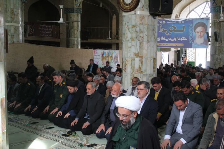 تصاویر/ برگزاری نماز جمعه شهرستان خاتم