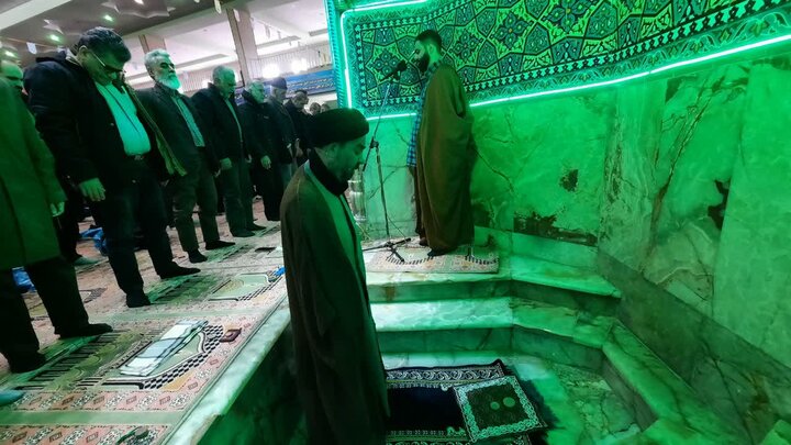 تصاویر/اقامه نماز عبادی سیاسی جمعه در خمین