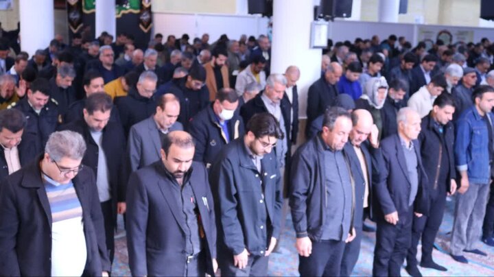 اقامه نماز جمعه در شهرستان ایوان