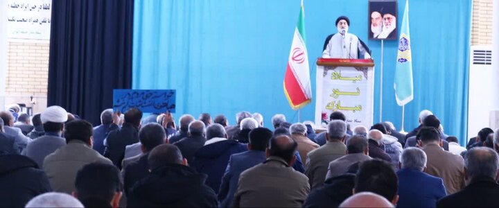 اقامه نماز جمعه در شهرستان ایوان