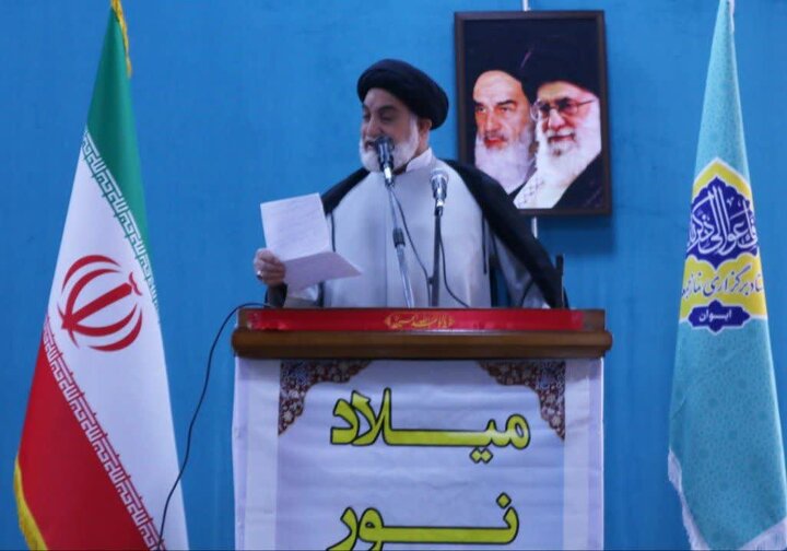 اقامه نماز جمعه در شهرستان ایوان