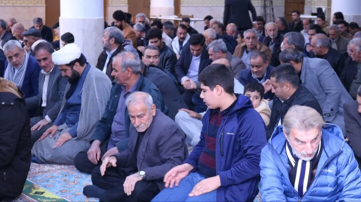 اقامه نماز جمعه در شهرستان ایوان