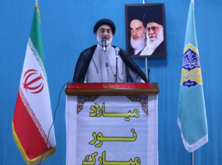 اقامه نماز جمعه در شهرستان ایوان