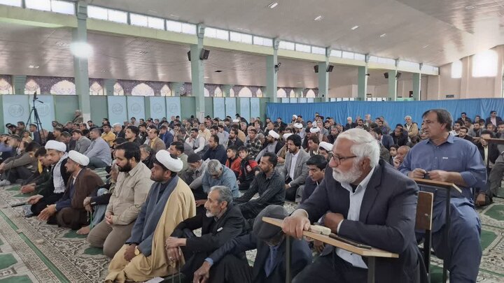 تصاویر/ اقامه نمازجمعه شهر عنبرآباد