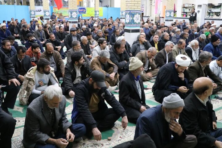 تصاویر/ اقامه نماز جمعه در شهرستان دهلران