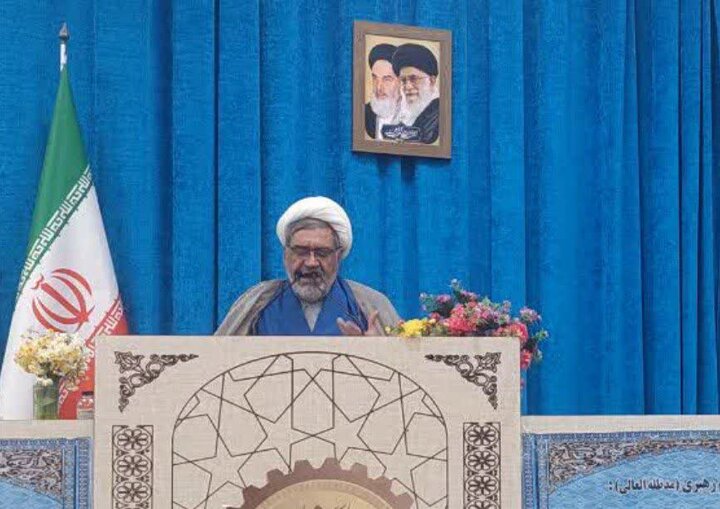 تصاویر/ اقامه نماز جمعه در شهرستان دهلران