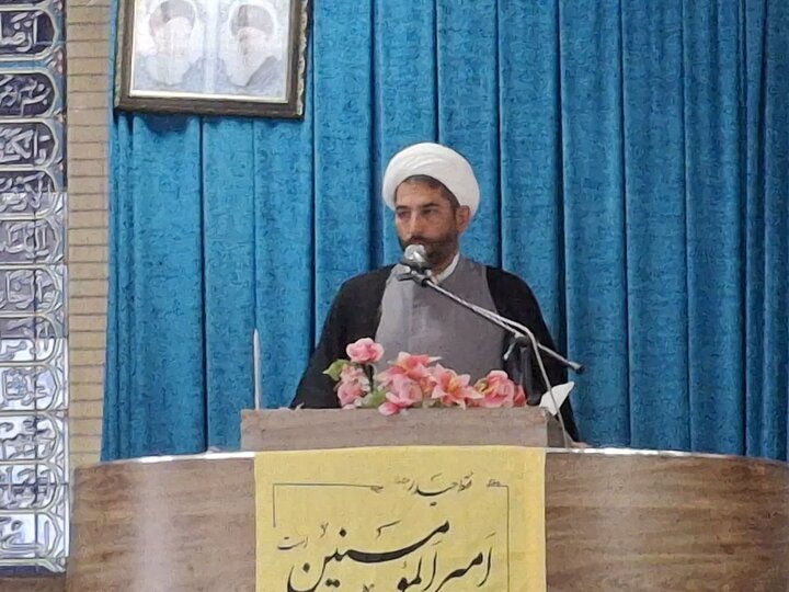 تصاویر/ اقامه نمازجمعه شهر بلورد