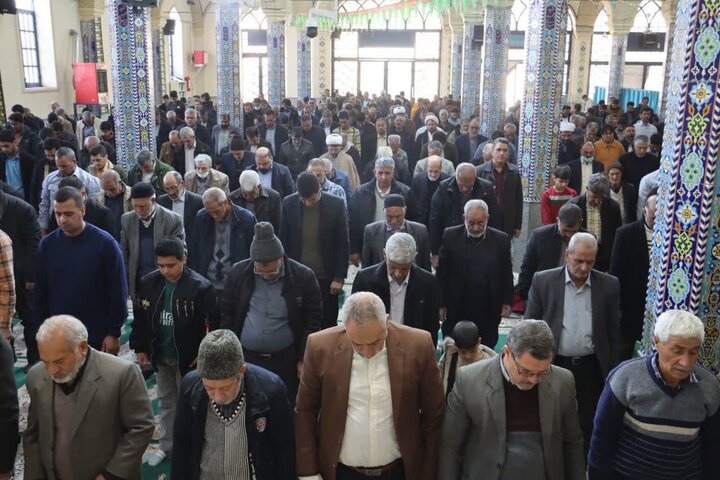 تصاویر/ اقامه نمازجمعه شهر ماهان