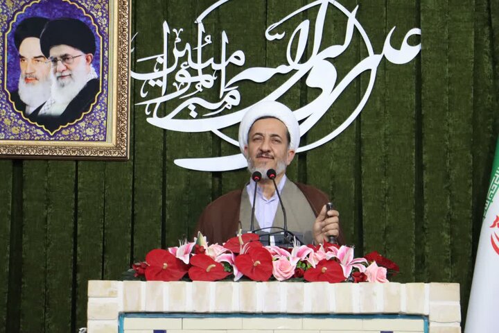 تصاویر/ اقامه نمازجمعه شهر ماهان