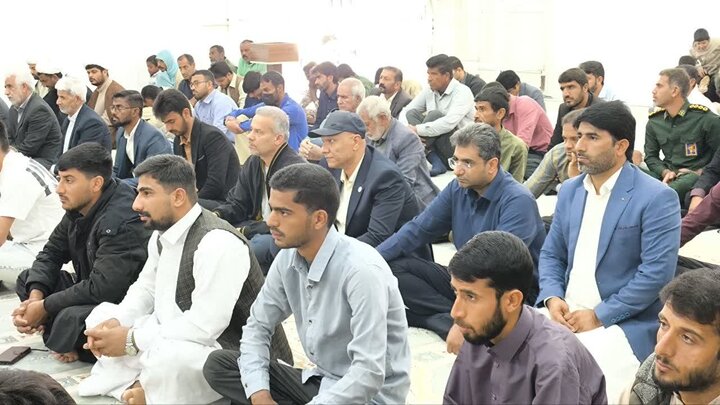 تصاویر/ اقامه نمازجمعه شهر رودبار جنوب