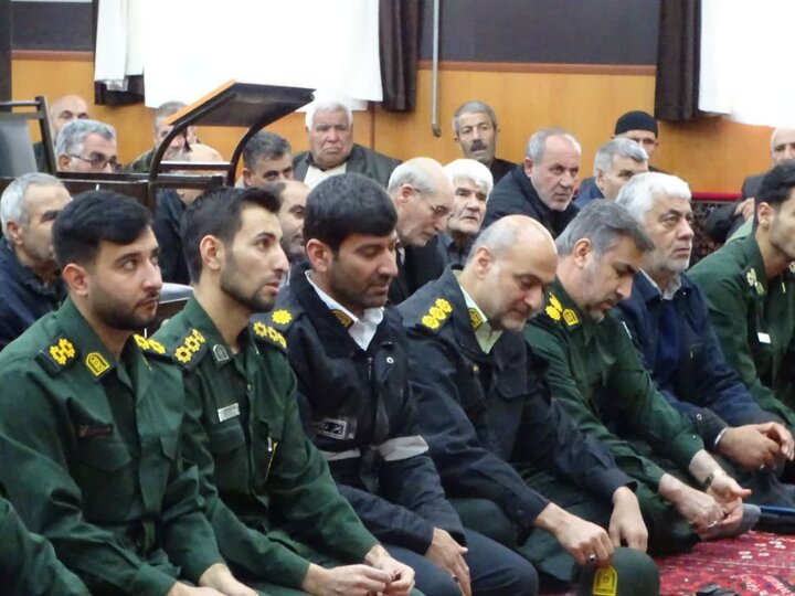 تصاویر/ آیین عبادی سیاسی نماز جمعه چهاربرج