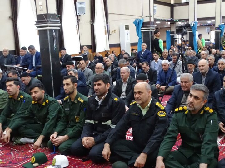 تصاویر/ آیین عبادی سیاسی نماز جمعه چهاربرج