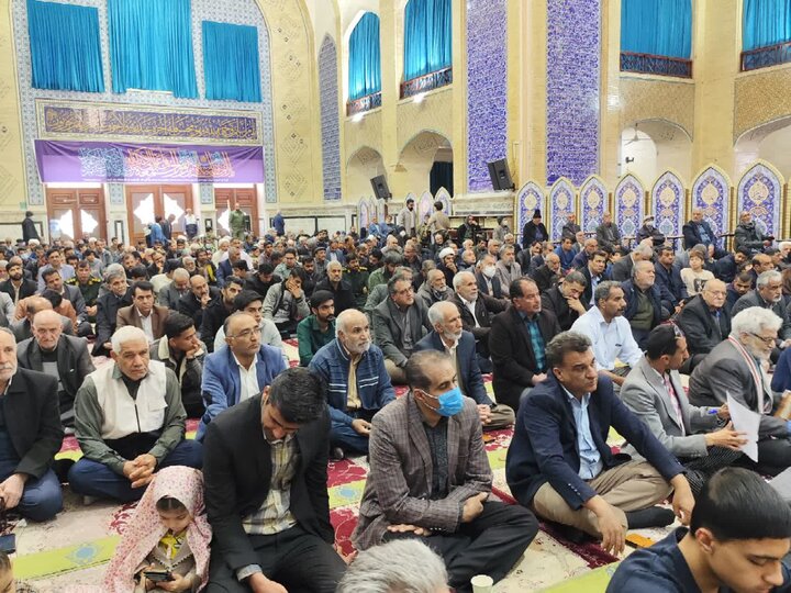 تصاویر/ اقامه نمازجمعه شهر بم