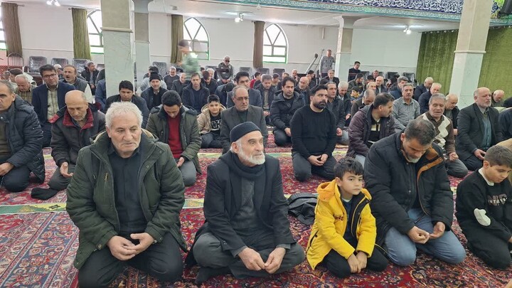 تصاویر/ آیین عبادی سیاسی نمازجمعه امروز شهر ترکمنچای