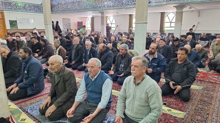 تصاویر/ آیین عبادی سیاسی نمازجمعه امروز شهر ترکمنچای