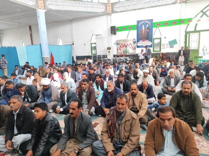 تصاویر/ اقامه نمازجمعه شهر ریگان