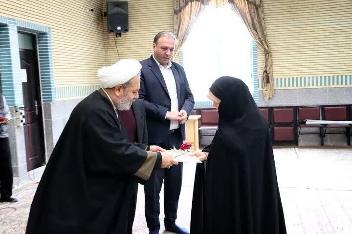 تصاویر/ آیین عبادی سیاسی نماز جمعه نوشین شهر