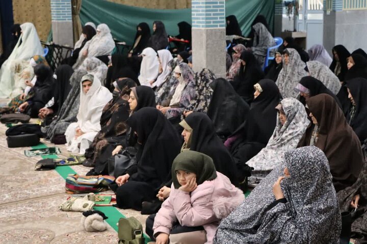 تصاویر/ آیین عبادی سیاسی نماز جمعه نوشین شهر