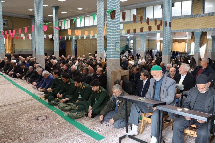 تصاویر/ آیین عبادی سیاسی نماز جمعه نوشین شهر