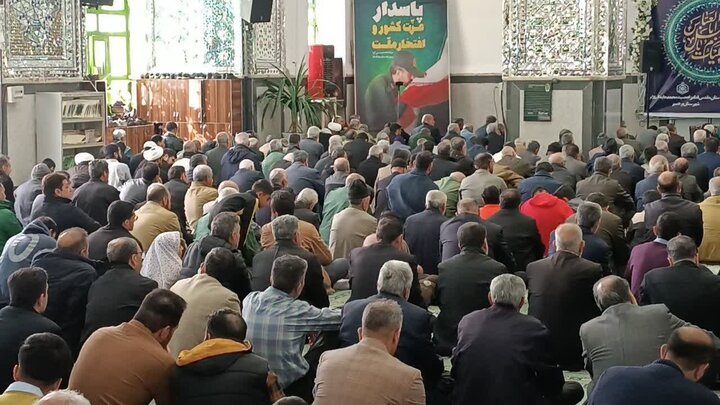 تصاویر/ اقامه نمازجمعه شهر بردسیر