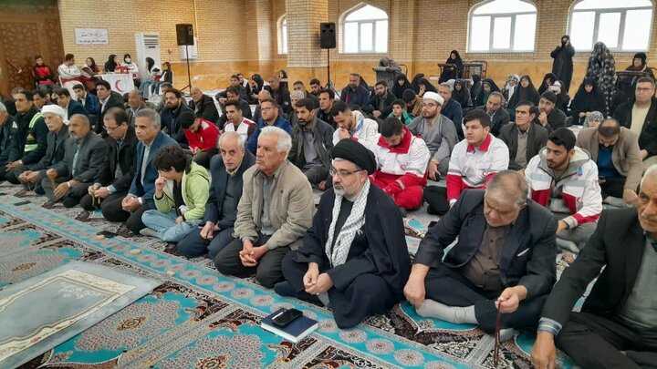 تصاویر/مراسم آئین وحدت بخش نمازجمعه در شهرستان چوار